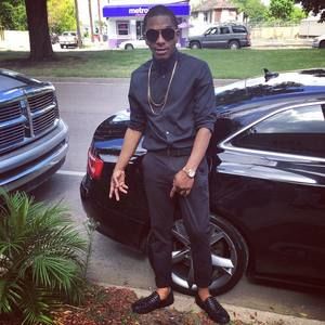 Meet your Posher, Victor