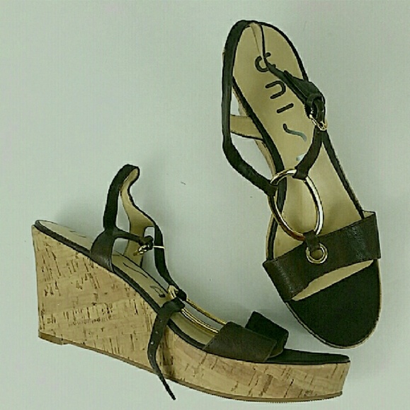 Cork Screw Wedge Sandals size 9 - Picture 4 of 4