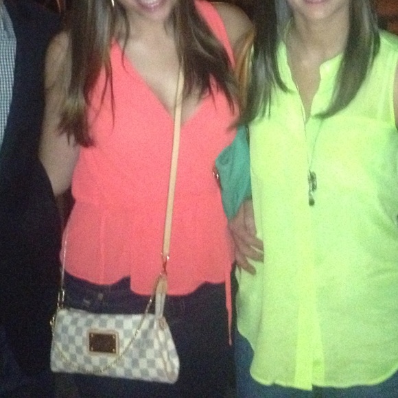 Victoria's Secret wrap top - Picture 4 of 4