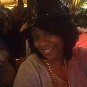 Meet your Posher, Valerie