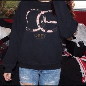 Obey sweater