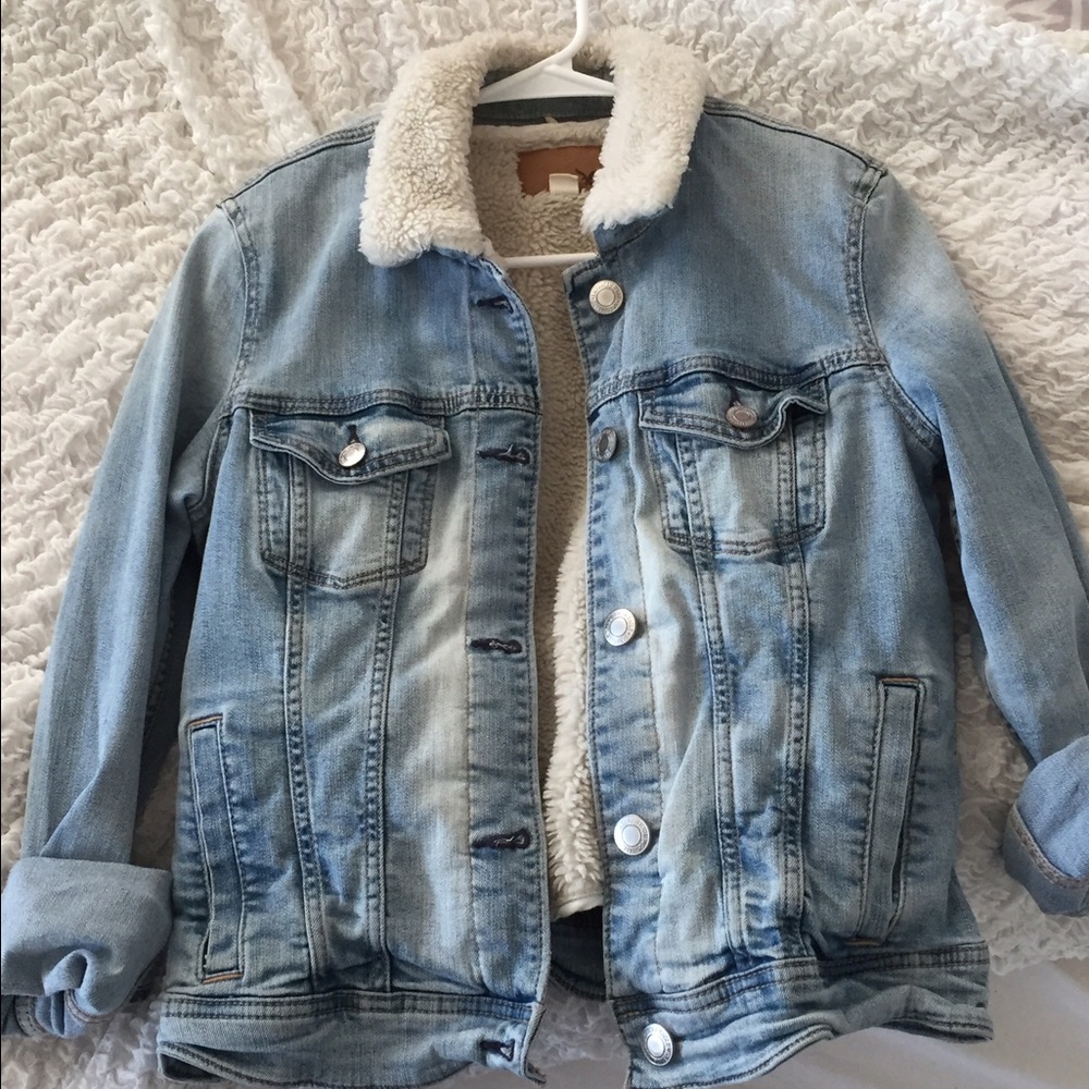 American Eagle lined jean jacket