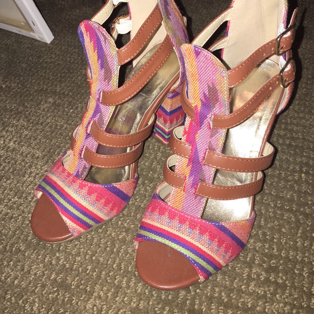 Really cute high heels!