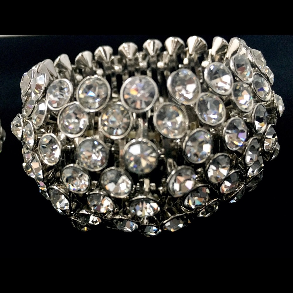 Moira Rose Rhinestone Cuffs - Picture 3 of 6