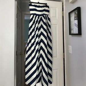 LuLu's Small Navy and white stripped maxi dress.