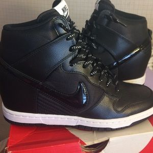 Nike sky hi wedge sneaker