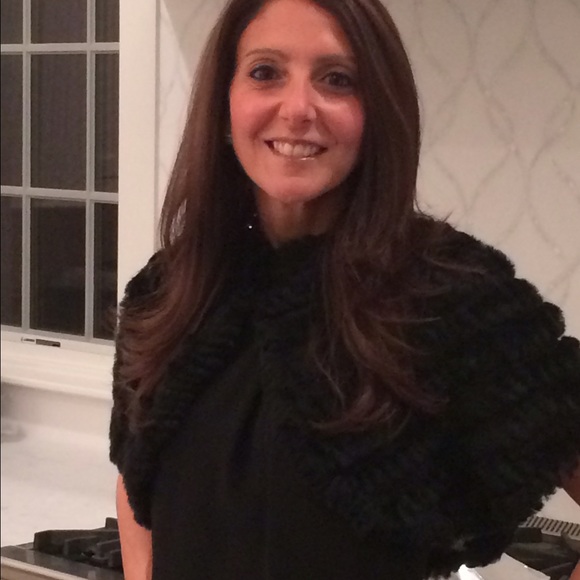 Meet your Posher, Deborah - Picture 1 of 1