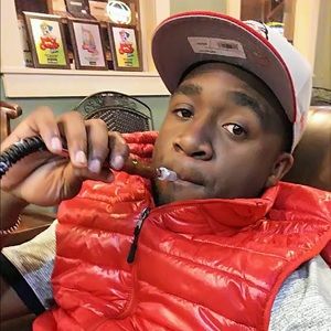 Meet your Posher, Cornelius