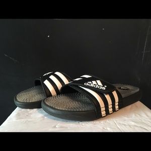 MEN'S ADIDAS SLIDES, BLACK & WHITE, SIZE 9