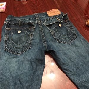 3 pair of true religion jeans going for 150