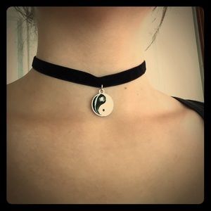 T'ai chi symbol choker