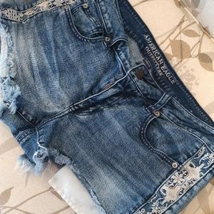 American eagle shorts, worn 1 time, size 14
