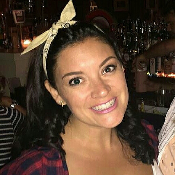 Meet your Posher, Jen - Picture 1 of 1