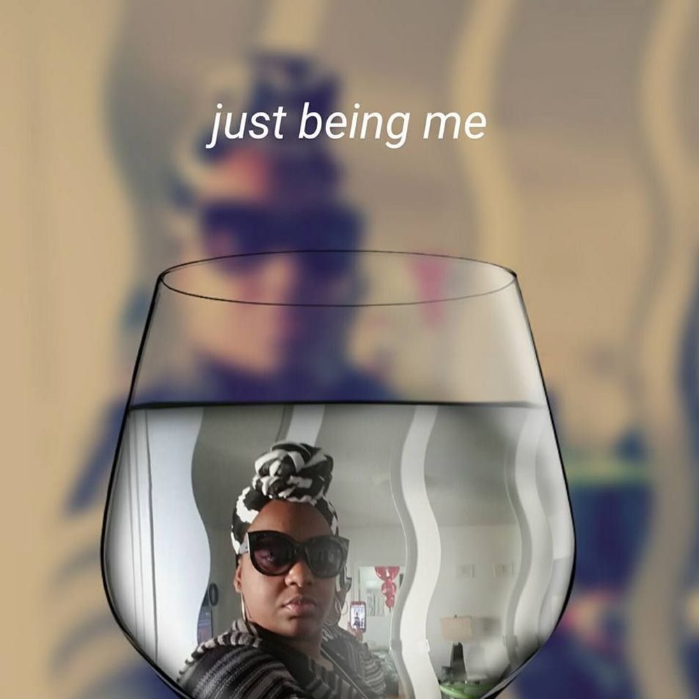 Meet your Posher, Marie