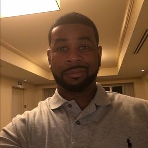 Meet your Posher, Derrick