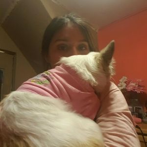 Meet your Posher, Dania