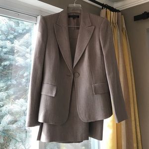 Two piece Anne Klein Suit - size 6