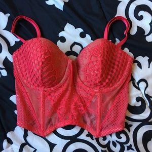 New with tags, flirty VS Bustier.