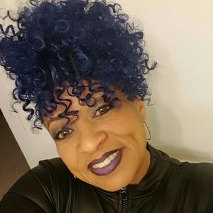 Meet your Posher, Sonia