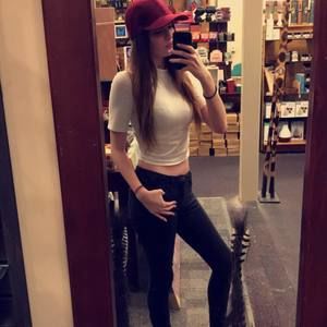 Meet your Posher, Krissy