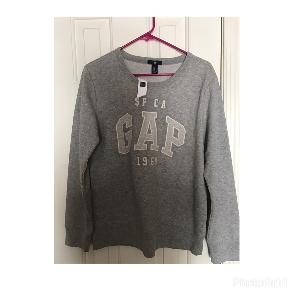 GAP sweatshirt