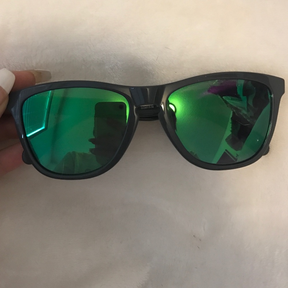 Oakley Frogskin Sunglasses