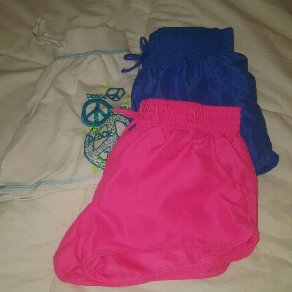 Girls shorts bundle 6-total