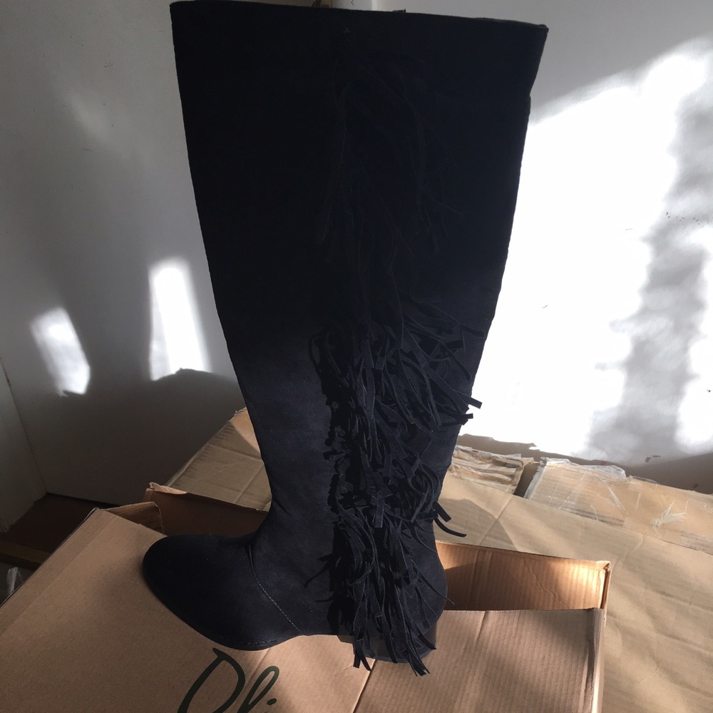 Suede fringe boots