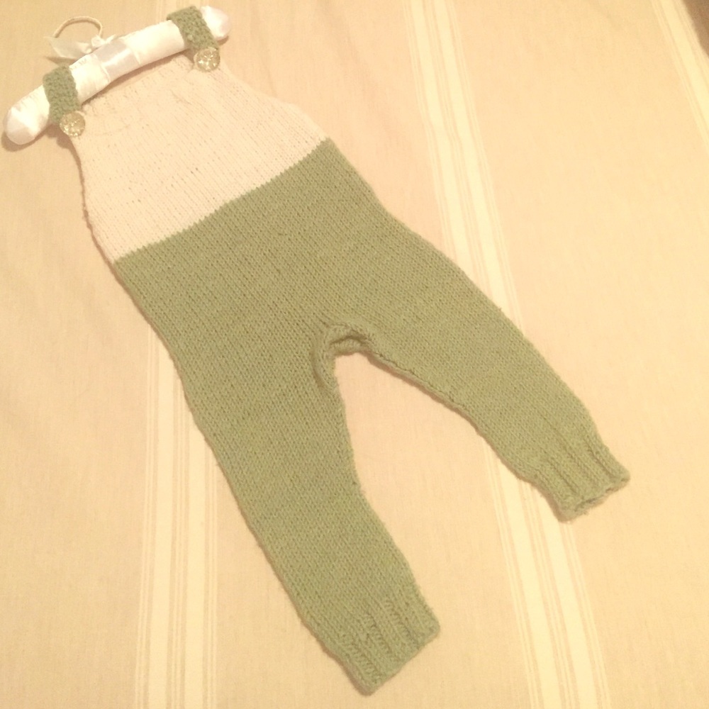 Sweet handknit jump suit❤