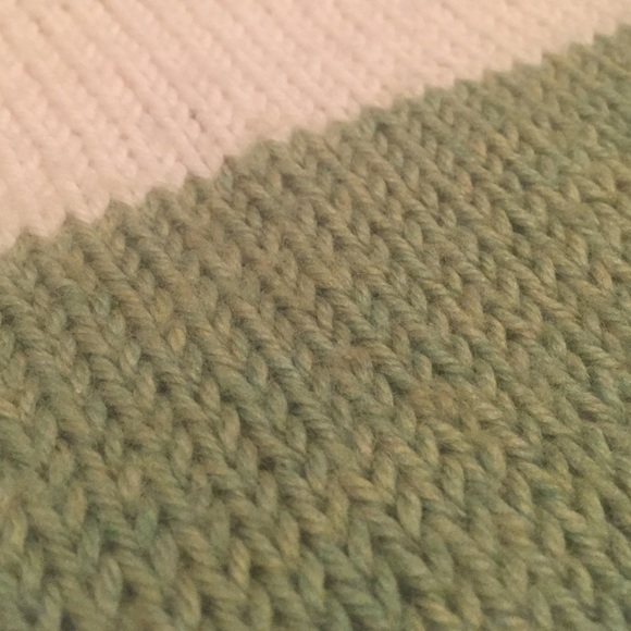 Sweet handknit jump suit❤ - Picture 3 of 3