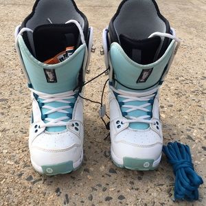 Burton snowboard boots