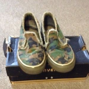 Olive black Carmel Slip on Converse