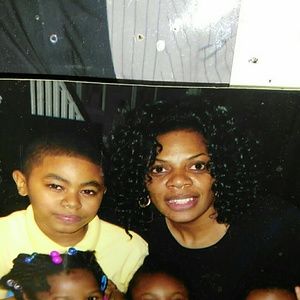 Meet your Posher, Sharon