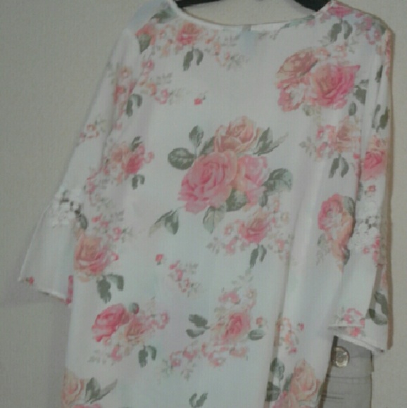 Beige Flowery Peasant Blouse - Picture 3 of 4