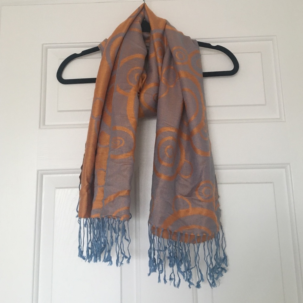 Colorful Pashmina - Picture 2 of 2