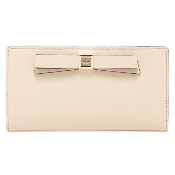 kate spade Handbags - Kate Spade Stacy Montford Park Wallet NWT