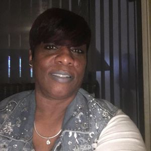 Meet your Posher, Sheila