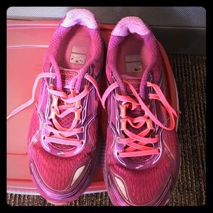 Brooks Ghost 8 running shoes