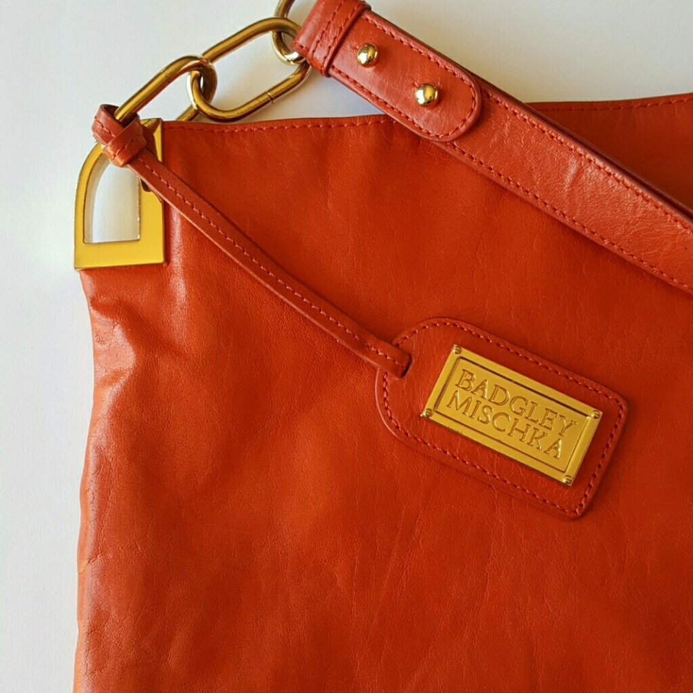 Purse - Picture 2 of 8