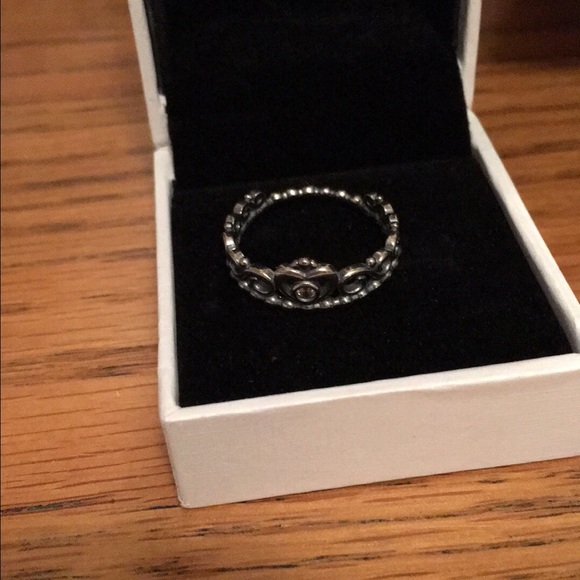 Princess pandora ring 6 1/2 - Picture 1 of 3