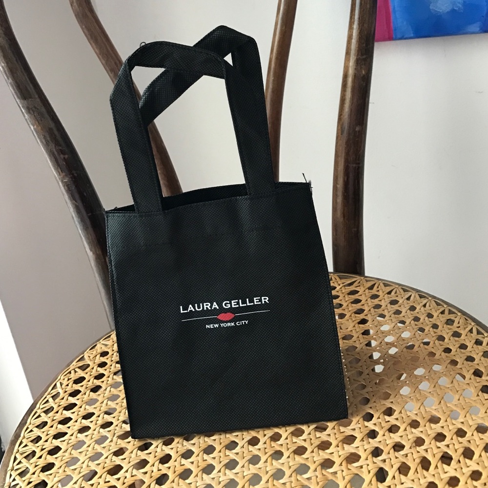 Laura Geller New York bag 🎁