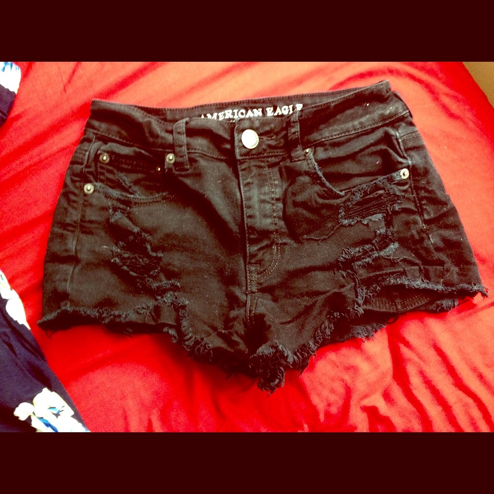 High waisted American Eagle mini torn shorts