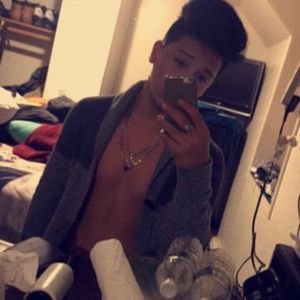 Meet your Posher, Elvis