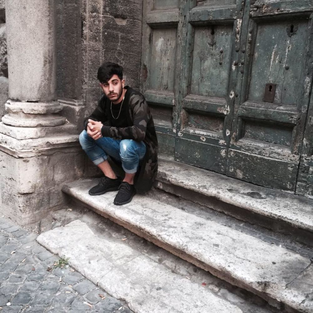 Meet your Posher, Aurelio