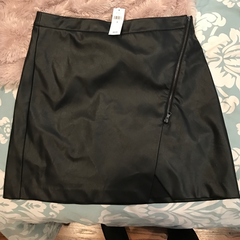 Mini leather skirt