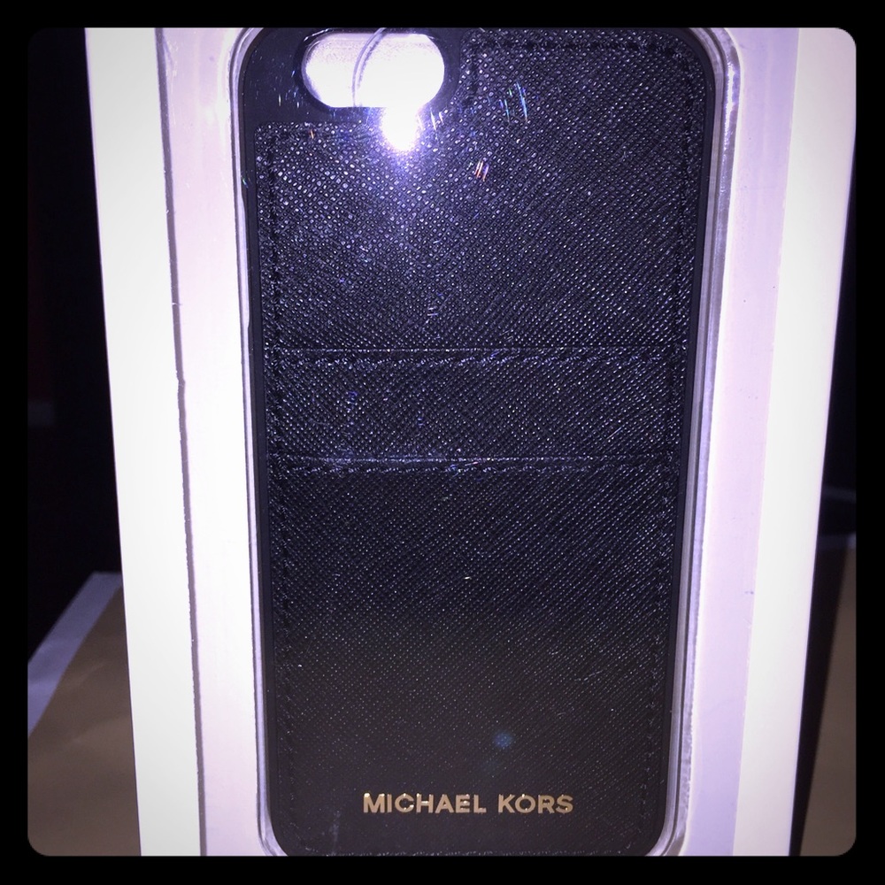 MK Electronic Leather Phone Cover for iPhone® 6/6s