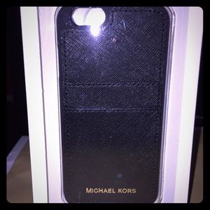 MK Electronic Leather Phone Cover for iPhone® 6/6s