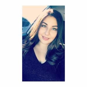 Meet your Posher, Kayla