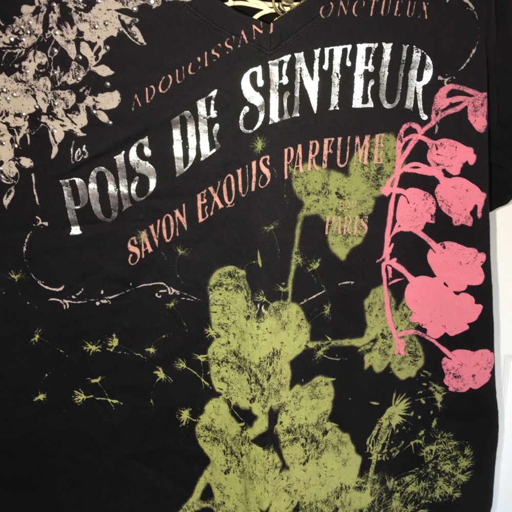 Black Tshirt with Flowers