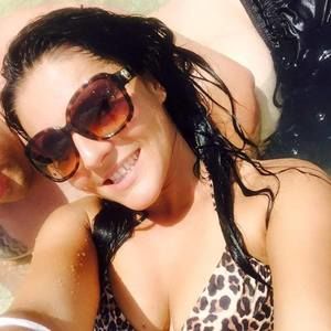 Meet your Posher, Lay